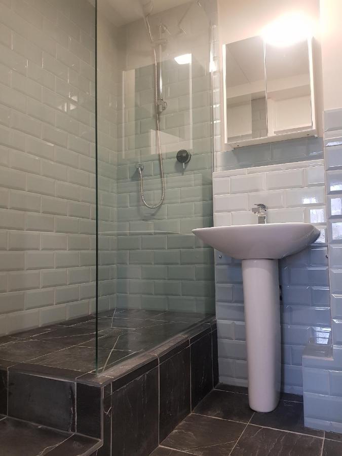 Beautiful 3-Bedroom Flat With Stunning Views Londres Exterior foto
